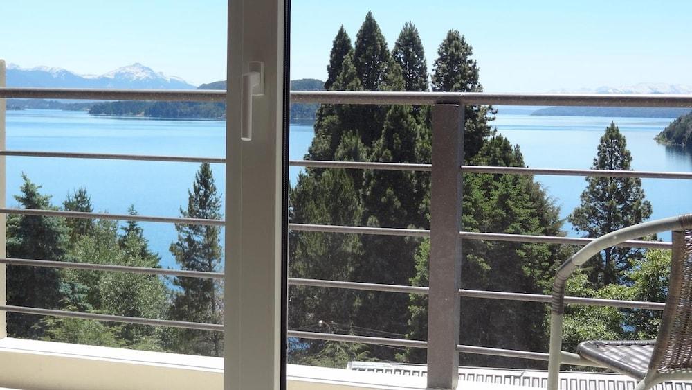 Nbh Lacus Boutique Hotel San Carlos de Bariloche Eksteriør bilde