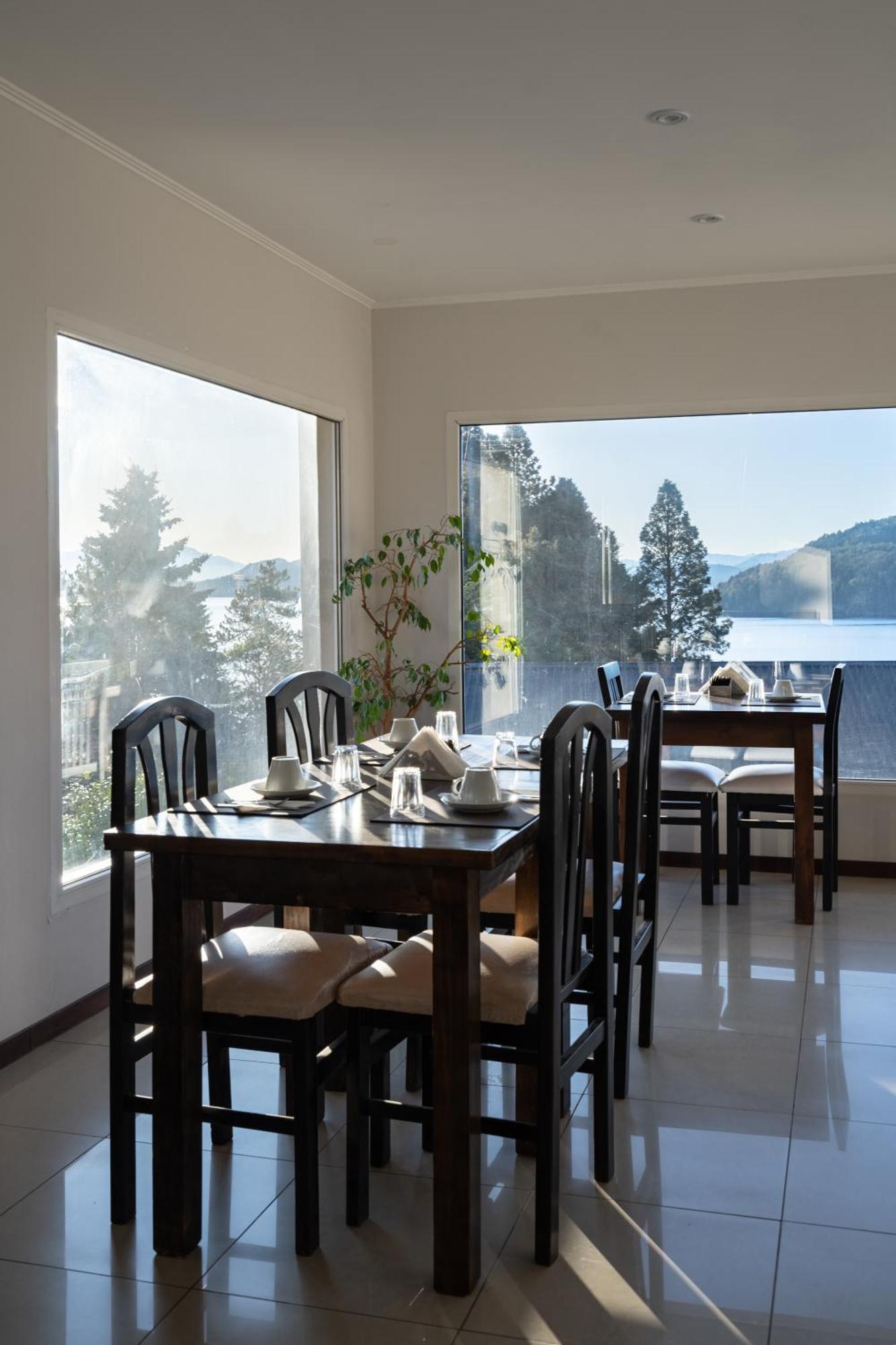 Nbh Lacus Boutique Hotel San Carlos de Bariloche Eksteriør bilde